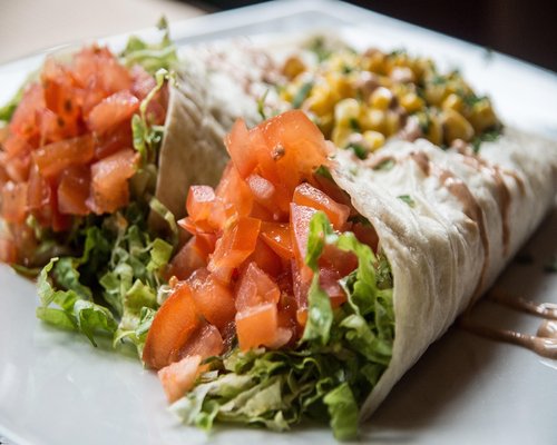 healthy light mexican dinner with fresh ingredients
